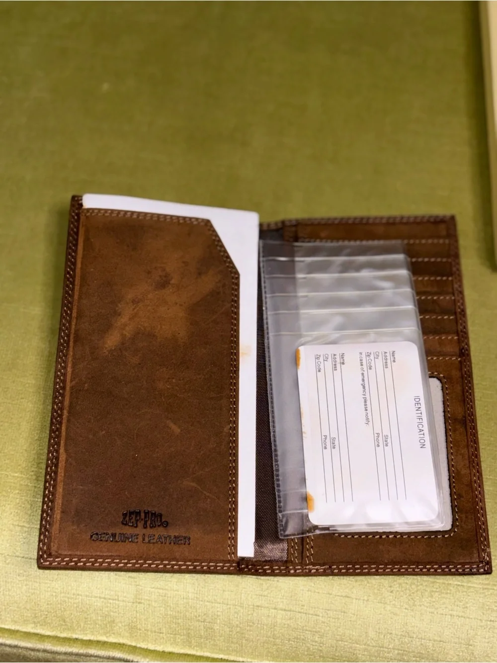 ZEP-PRO NCAA Ole Miss Rebels Crazy Horse Leather Long Roper Wallet GIFT Box